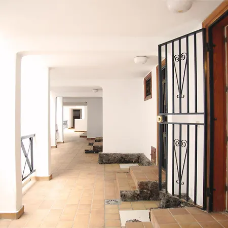 2 Min Walk To Beach - Bungalow Solarium & Pool Semesterbostad *