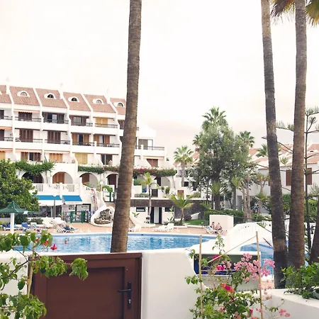 2 Min Walk To Beach - Bungalow Solarium & Pool Semesterbostad