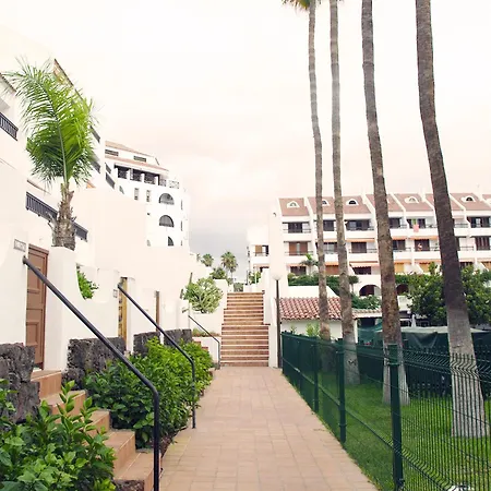 Hébergement de vacances 2 Min Walk To Beach - Bungalow Solarium & Pool