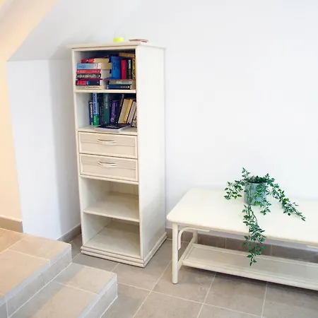 2 Min Walk To Beach - Bungalow Solarium & Pool בית נופש אדחה