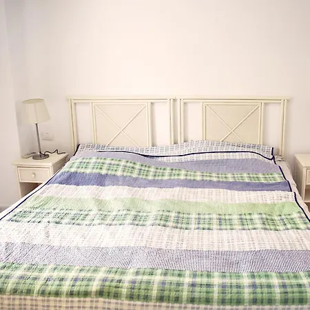 בית נופש 2 Min Walk To Beach - Bungalow Solarium & Pool