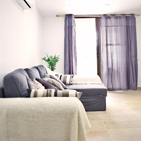 בית נופש 2 Min Walk To Beach - Bungalow Solarium & Pool *